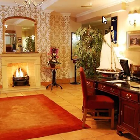 Hotel Watersedge Cobh