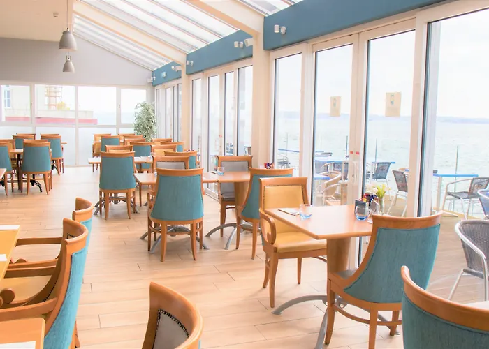 Hotell Watersedge 3*