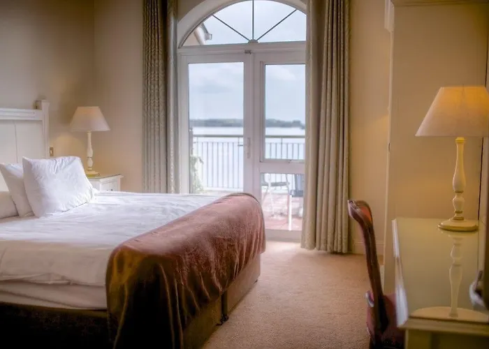 Hotell Watersedge Cobh