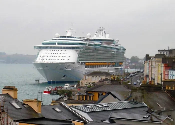 Hotell Watersedge 3*